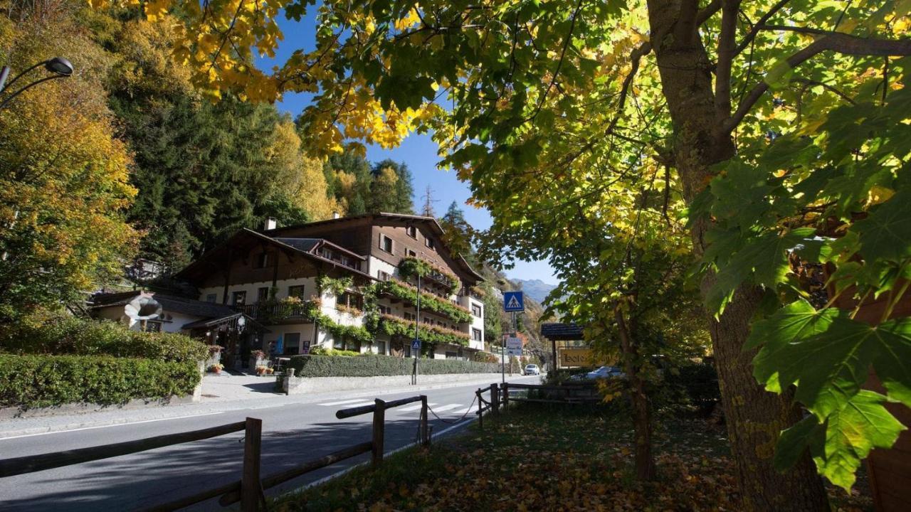 Hotel Daniela Bormio Exterior photo