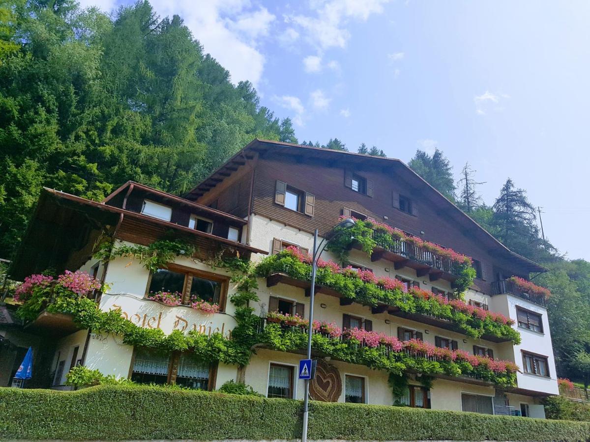 Hotel Daniela Bormio Exterior photo