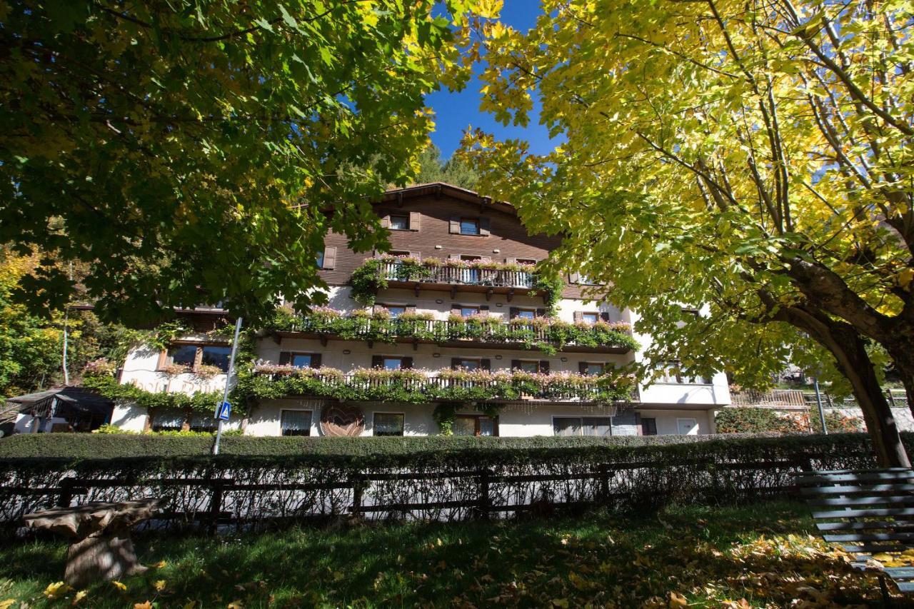 Hotel Daniela Bormio Exterior photo