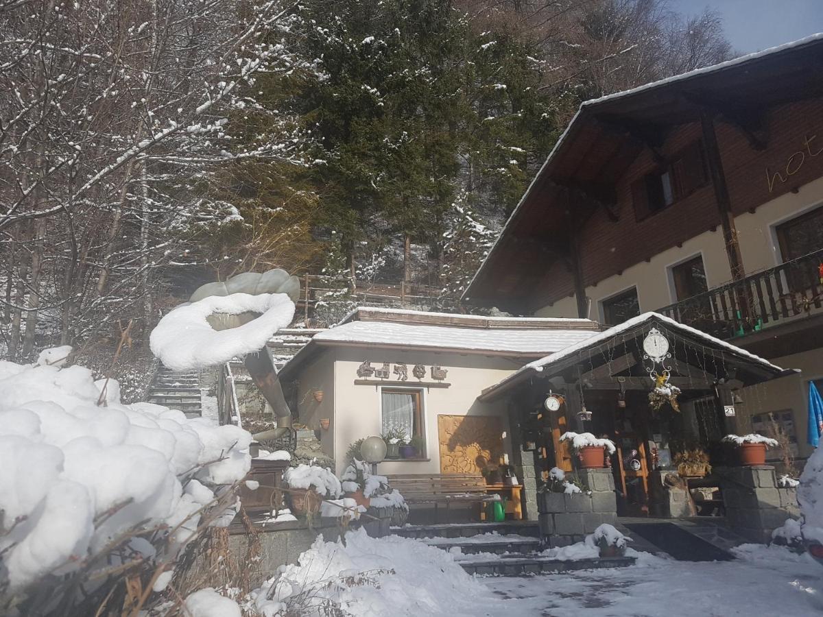 Hotel Daniela Bormio Exterior photo